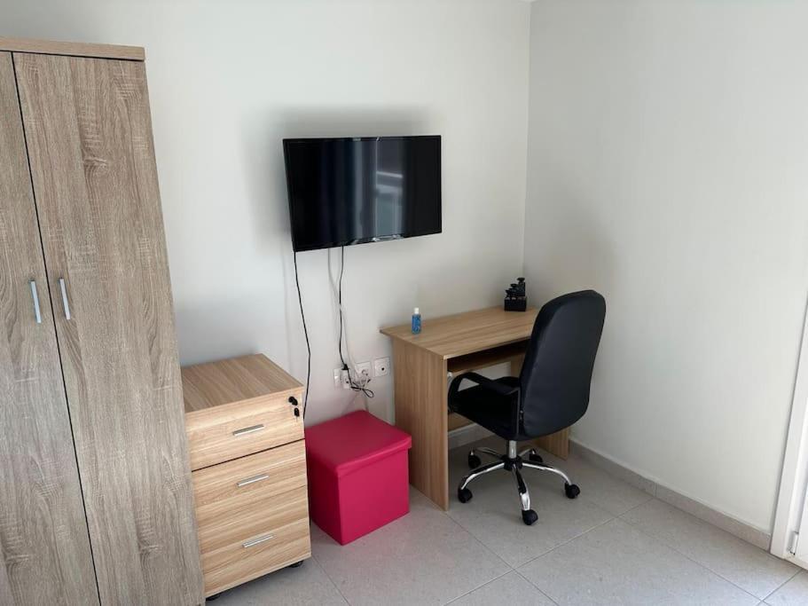 Fillio 's Apartment, *